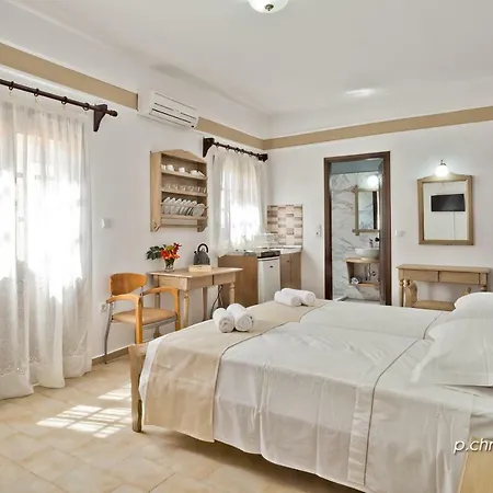 Philoxenia Studios 2 Karpathos Buitenkant foto
